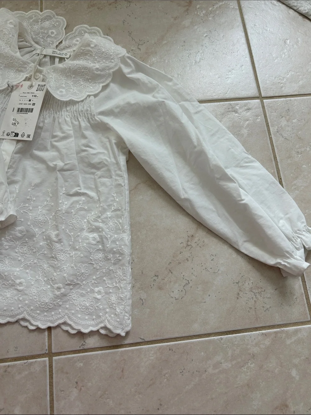 Zara White Embroidered Cotton Peter Pan Collar Blouse
